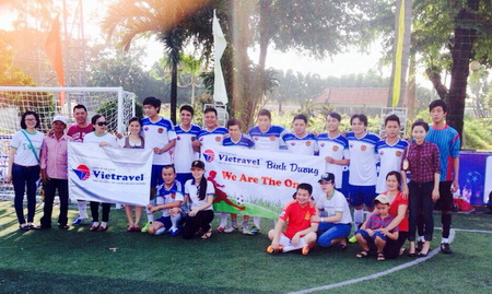 Vietravel đồng hành cùng giải bóng đá Doanh nhân mở rộng – Báo Bình Dương lần II, năm 2014